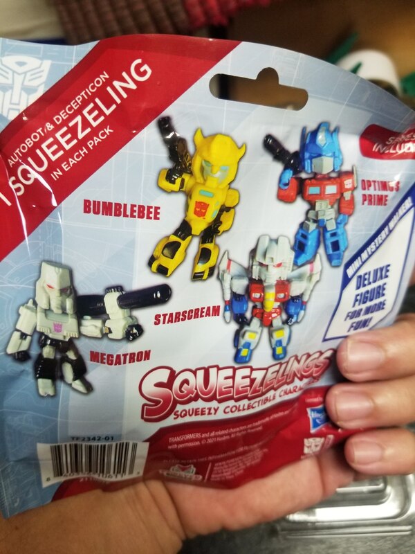 Transformers Squeezelings Authentics Mini PVC Figure Image  (2 of 7)